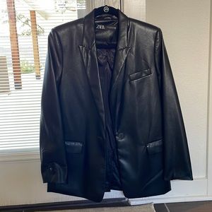 Oversized leather blazer Zara size xs